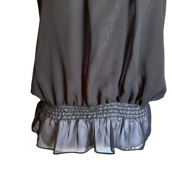 Kenneth Cole New York Black Ruffle Sleeveless Blouse Size 5P - Picture 5 of 17